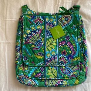 Vera Bradley Mailbag Emerald Paisley